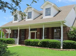 119 Hummingbird Ln, Justin, TX 76247