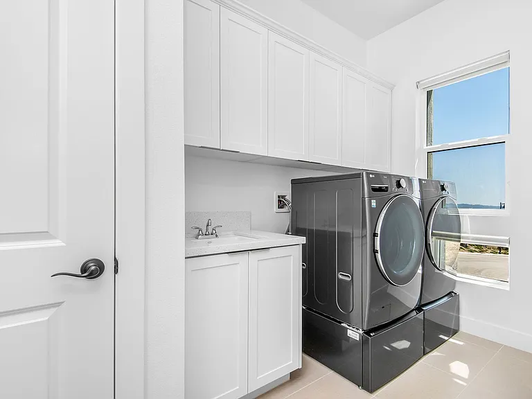 20601 W Overlook Ct — Photo 32