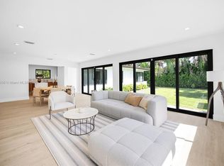 1260 Daytonia Rd, Miami Beach, FL 33141