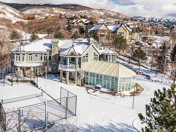 3rd image of 1742 E Ridge Point Dr S