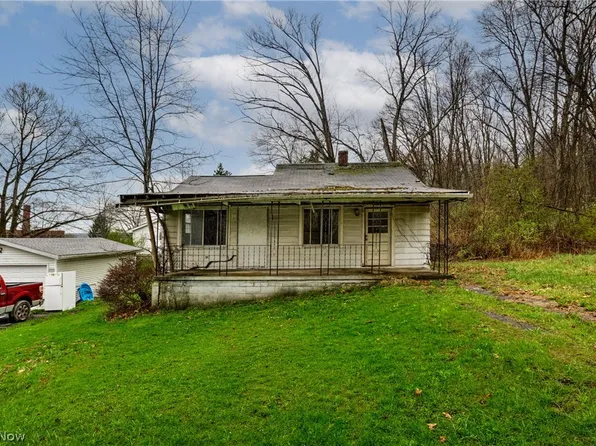 7766 Stewart Rd, Masury, OH 44438