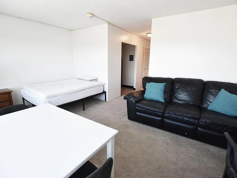 555 E William St #22E — Photo 3