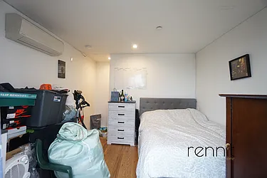 Rented by Rennit Inc.