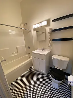 Rented by Best Apartments North Inc | media 29