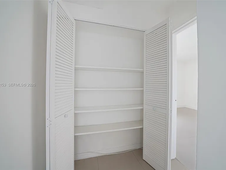 2000 NE 135th St #1010 — Photo 18