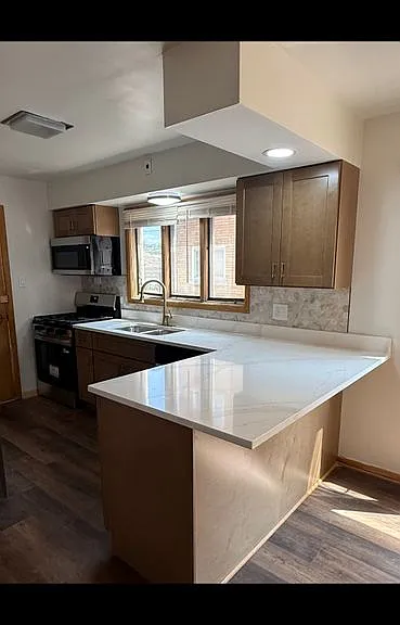 9225 S Cregier Ave #1 — Photo 4