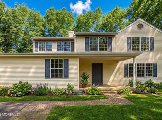 1 Broadmoor Dr, Egg Harbor Township, NJ 08234