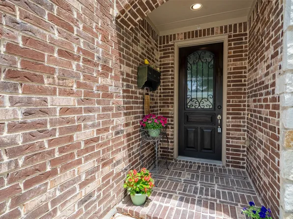11424 Grapeleaf Dr, Fort Worth, TX 76244