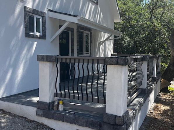 2103 La Madrona Dr