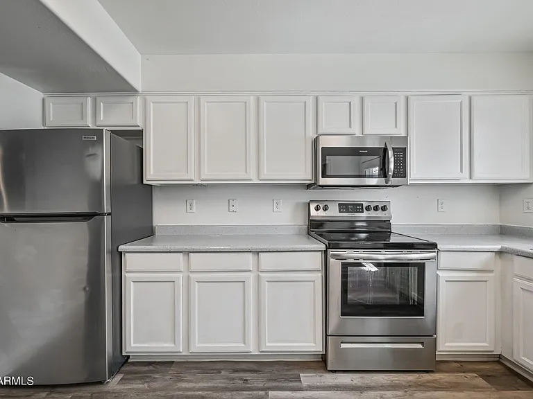 5010 N 22nd Ave #109 — Photo 6