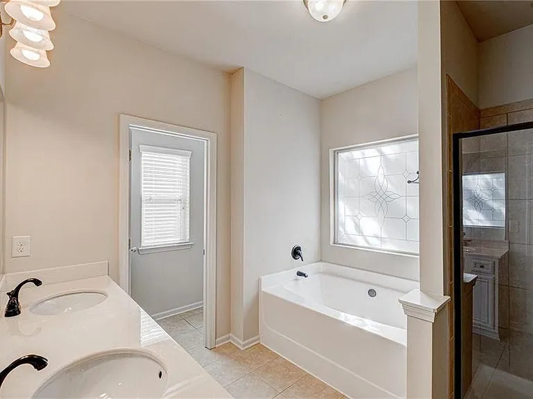 2649 Woodward Down Trl — Photo 12