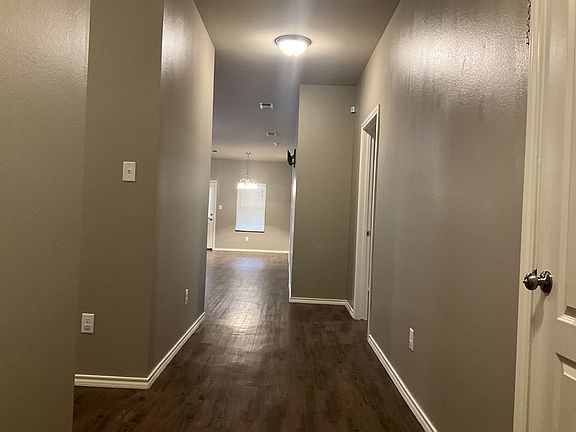 4th image of 342 River Oaks Dr
