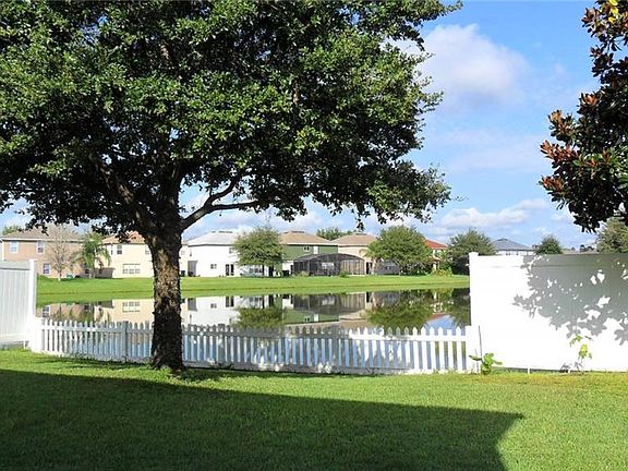 3rd image of 14911 Pellicer Dr