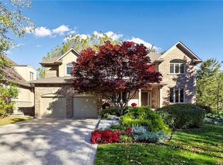 118 Foxridge Dr, Ancaster, ON L9G5B9