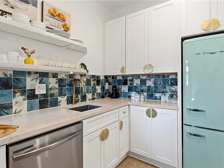 1187 Mansfield Ave NE #4 — Photo 23