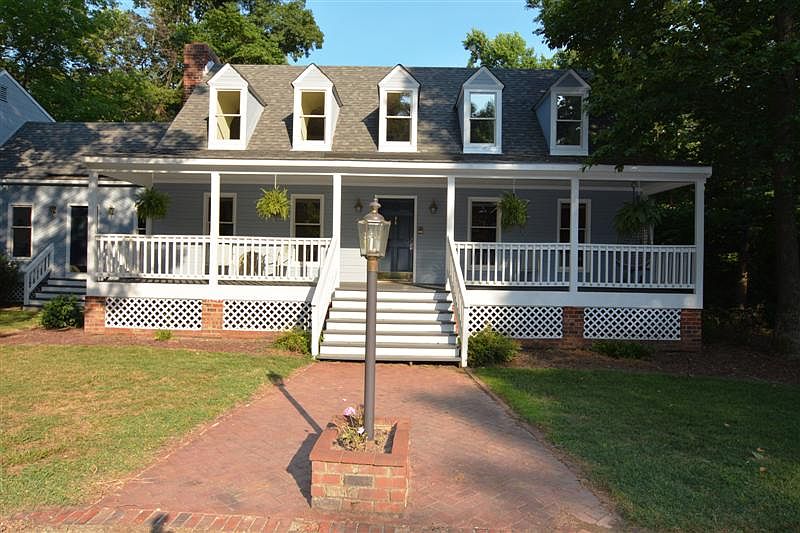 Waterfront Chester VA Home