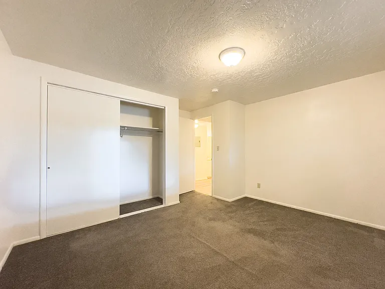 2153 W 220 N #A — Photo 17