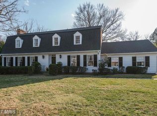 9708 Kentsdale Dr, Rockville, MD 20854