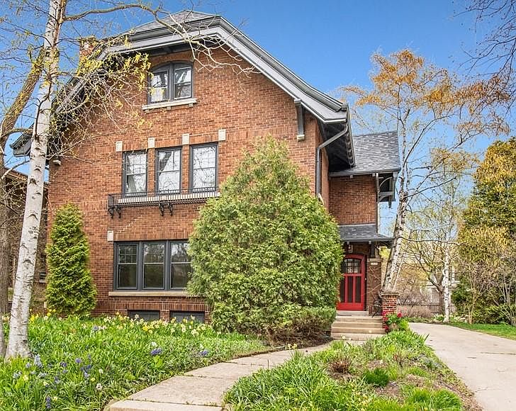 2220 E Newberry Blvd, Milwaukee, WI 53211 Zillow