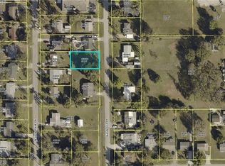 1747 Magnolia Dr, North Fort Myers, FL 33917