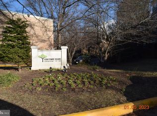 2900 Kings Chapel Rd #14/8, Falls Church, VA 22042