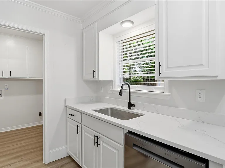 3626 Wilcox Dr — Photo 11