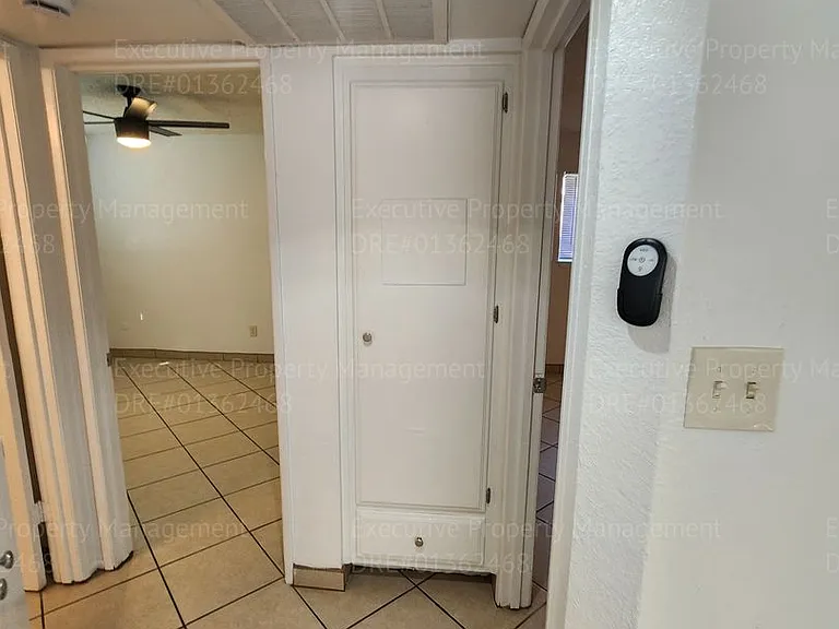 1230 Dolores St — Photo 15