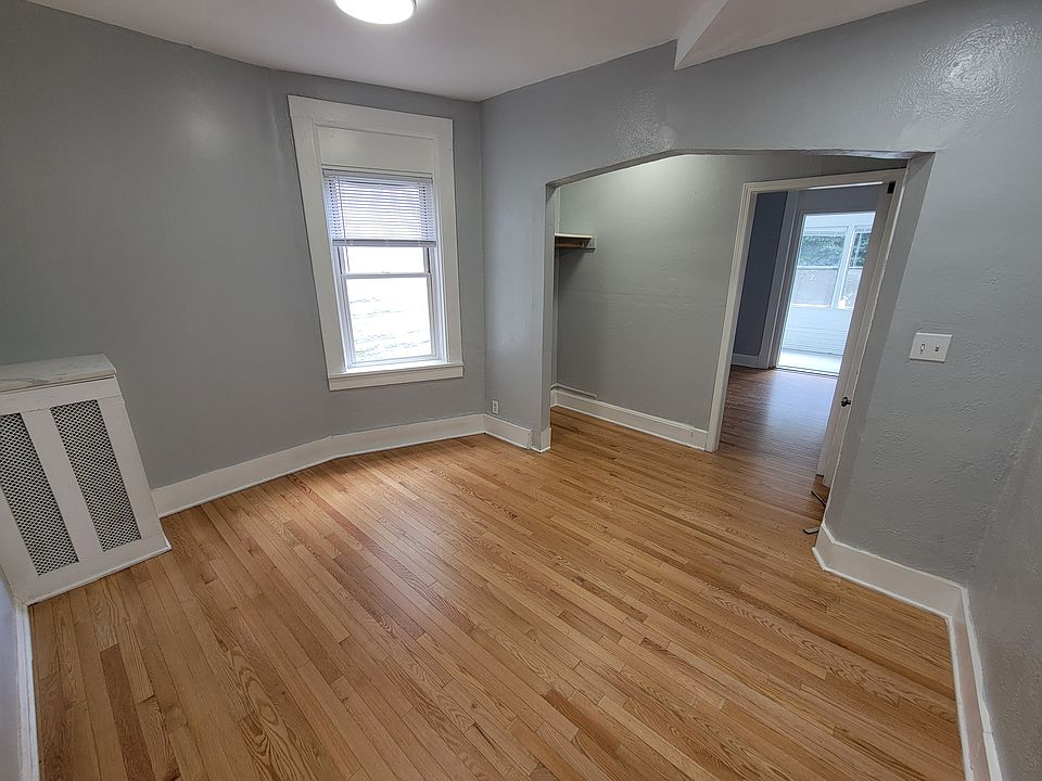 Living room, looking into master bedroom