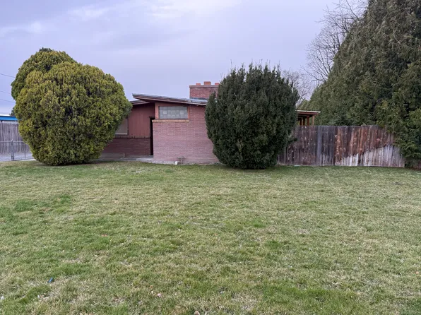 3126 W Hood Ave, Kennewick, WA 99336