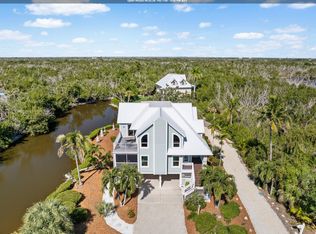 241 Violet Dr, Sanibel, FL 33957