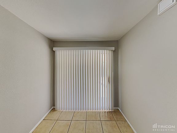 5th image of 7024 Oakhurst Ave