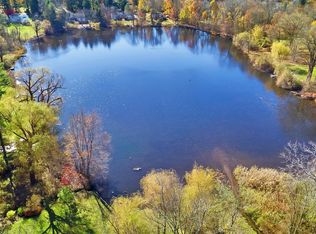 43 Woodbine Dr, Mahopac, NY 10541
