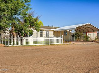 864 S 1st St E, Snowflake, AZ 85937