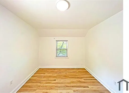 7009 Hawthorne St — Photo 24