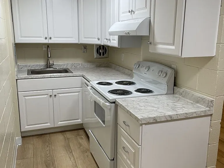 Olive Terrace Apartments — Photo 22