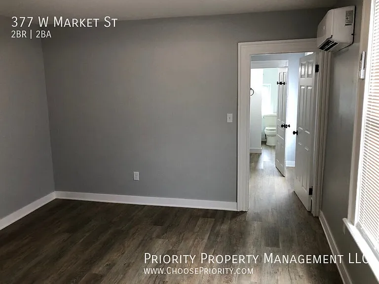 377 W Market St — Photo 8