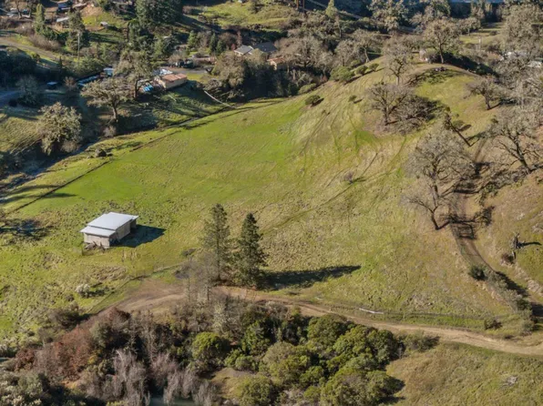 8400 Cave Creek Road, Redwood Valley, CA 95470