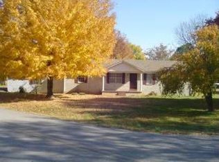 402 Lyncrest Dr, Unionville, TN 37180