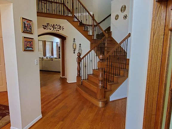 3rd image of 4324 Hawkhurst Dr