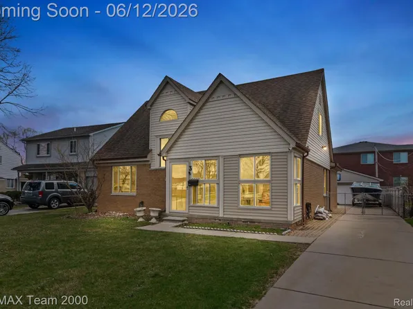3 Morross Ct, Dearborn, MI 48126