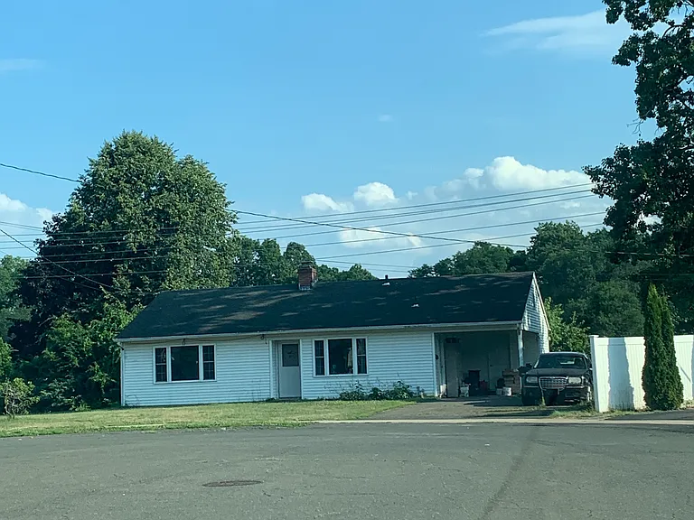 9 Polk Ln — Photo 1