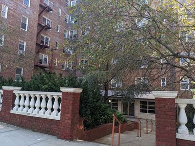 6360 102nd St APT A15, Flushing, NY, 11374