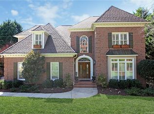 10617 Oak Pond Cir, Charlotte, NC 28277