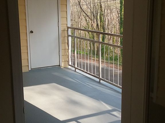 2nd image of 2108 Northlake Dr