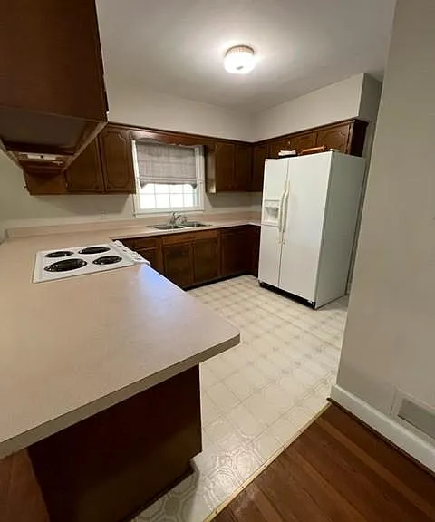 167 Brookview Dr — Photo 4