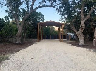 442 Wyatt Earp Dr, Bandera, TX 78003