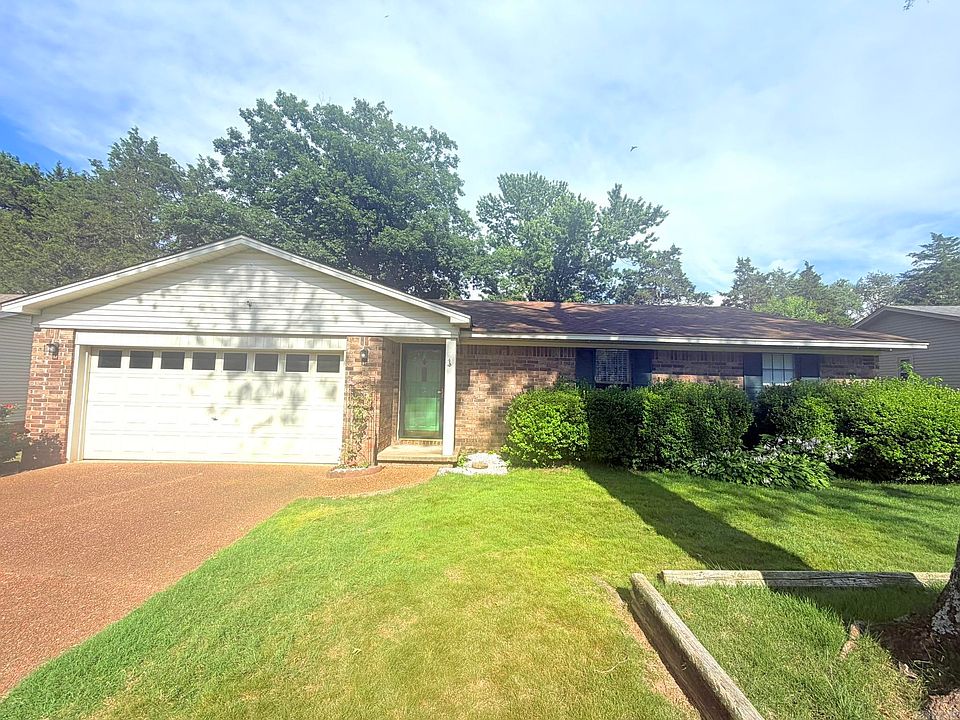1st image of 8 Overlook Rd