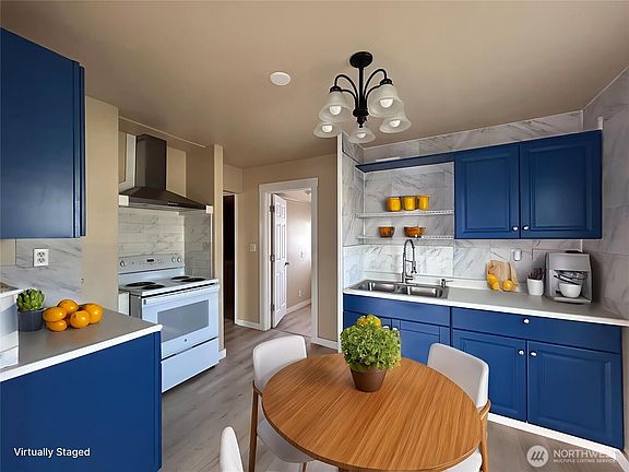 3rd image of 2323 E Rich Avenue