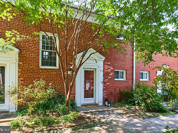 2nd image of 3254 Martha Custis Dr