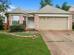 2232 Lake Hill Ct, Cordova, TN 38016
